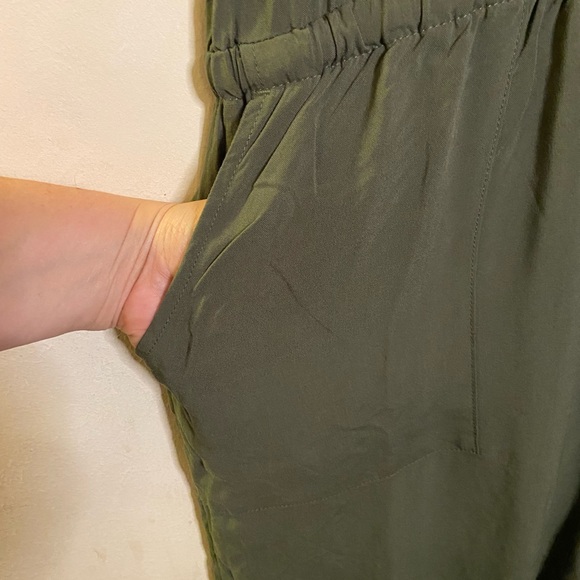 Kelly Renee Shorts Romper - Picture 4 of 12